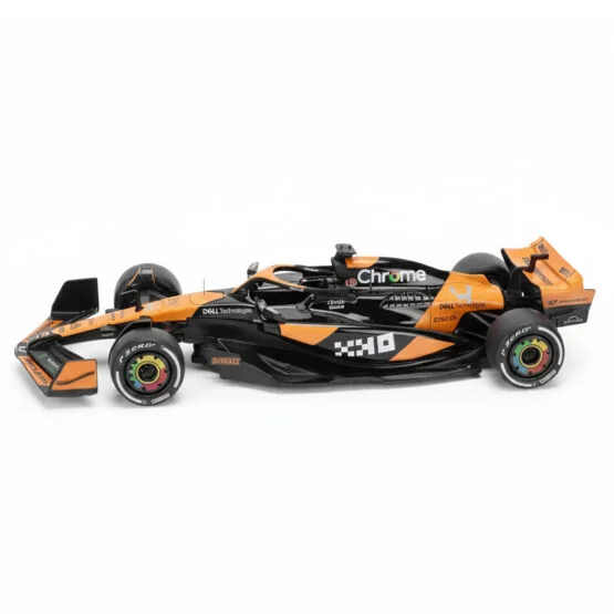 Автомодель – MCLAREN F1 (2024) (1:18)
